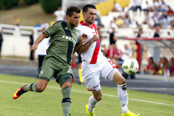 U BOSNI JE PRAVI CIRKUS: Fudbalski savez čestitao Zrinjskom prolaz u grupe, a oni ispali!