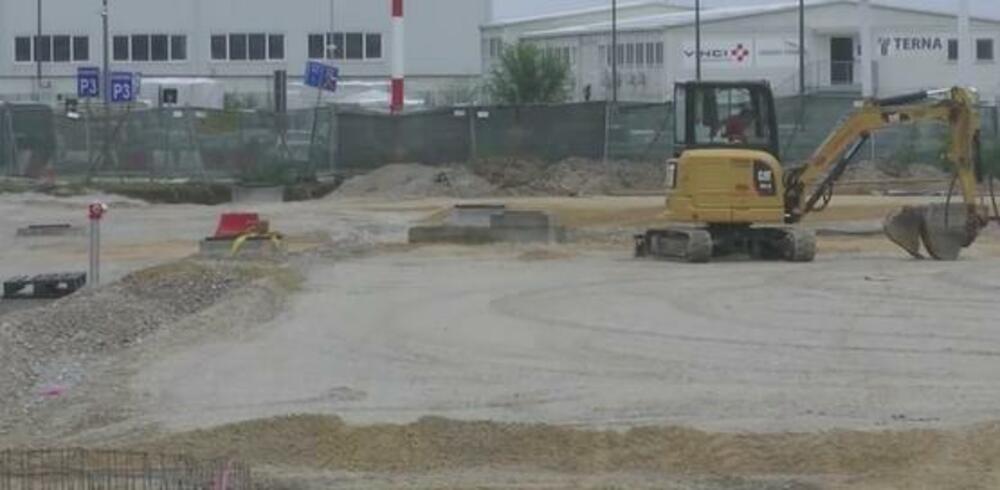 Aerodrom, Radovi na aerodromu