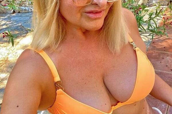 SILVANA JE NAJZGODNIJA BALKANSKA BAKA: Perverzija izbija iz slika, POSTIDEĆETE SE (FOTO)