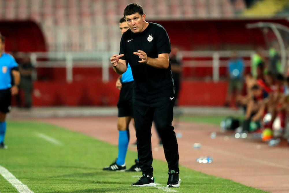 PARTIZAN SE PRIPREMA U KRAGUJEVCU! Petriću derbi nije najvažniji, ODMORIĆE NEKE IGRAČE!