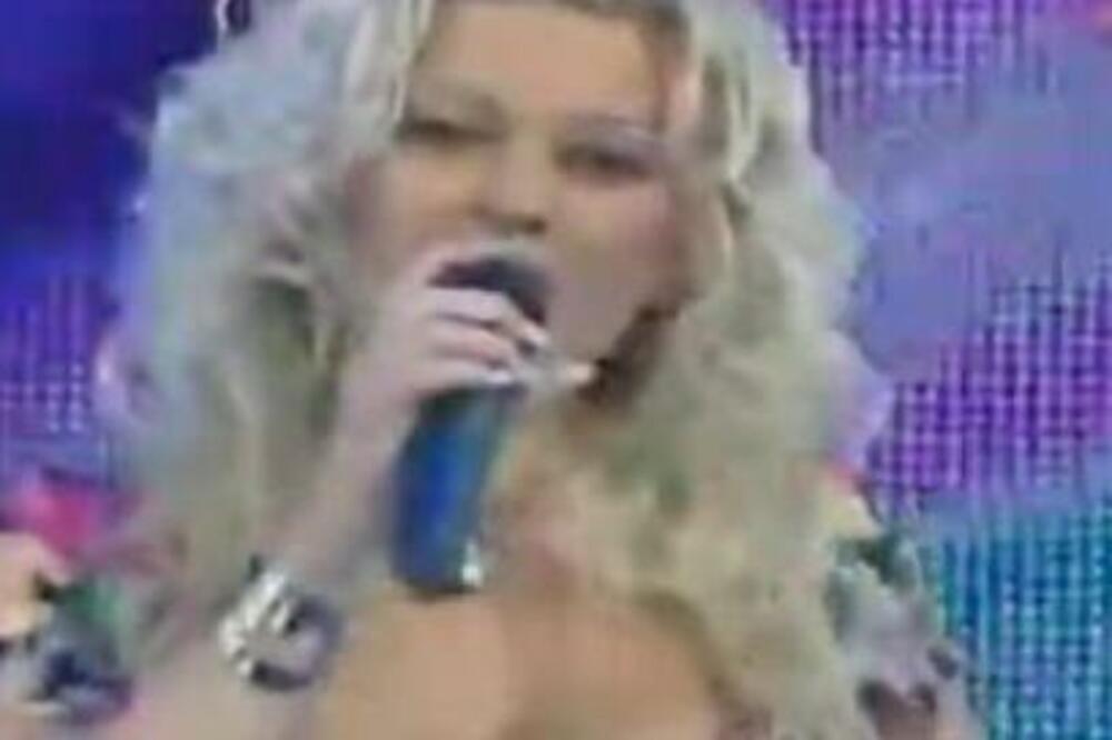 IZBACILI SU JE IZ GRANDA ODSELILA SE U AMERIKU GDE JE PROMENILA IME: Jedva sebe prepoznaje, potpuno se PREOBRAZILA!