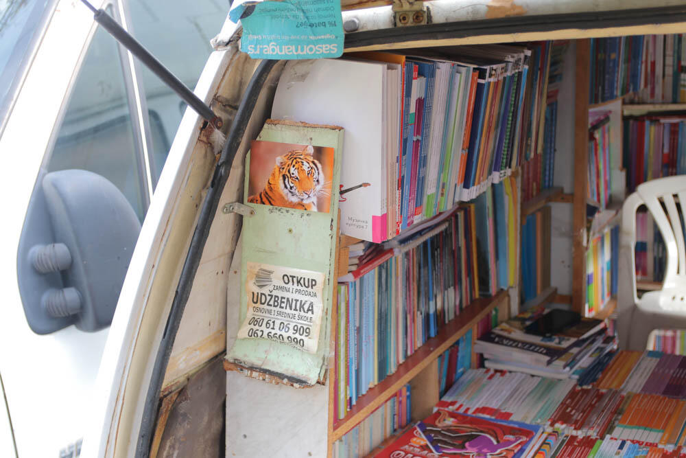 Knjige, udžbenici, škola, Prodaja