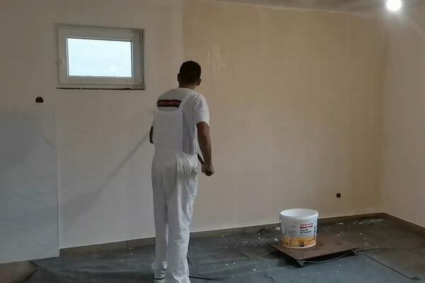 "NEMA VIŠE BUDALA DA VAM BUDU SLUGE": Čovek traži radnika, kad su ljudi čuli ŠTA NUDI, rekli mu da "ZASUČE RUKAVE"