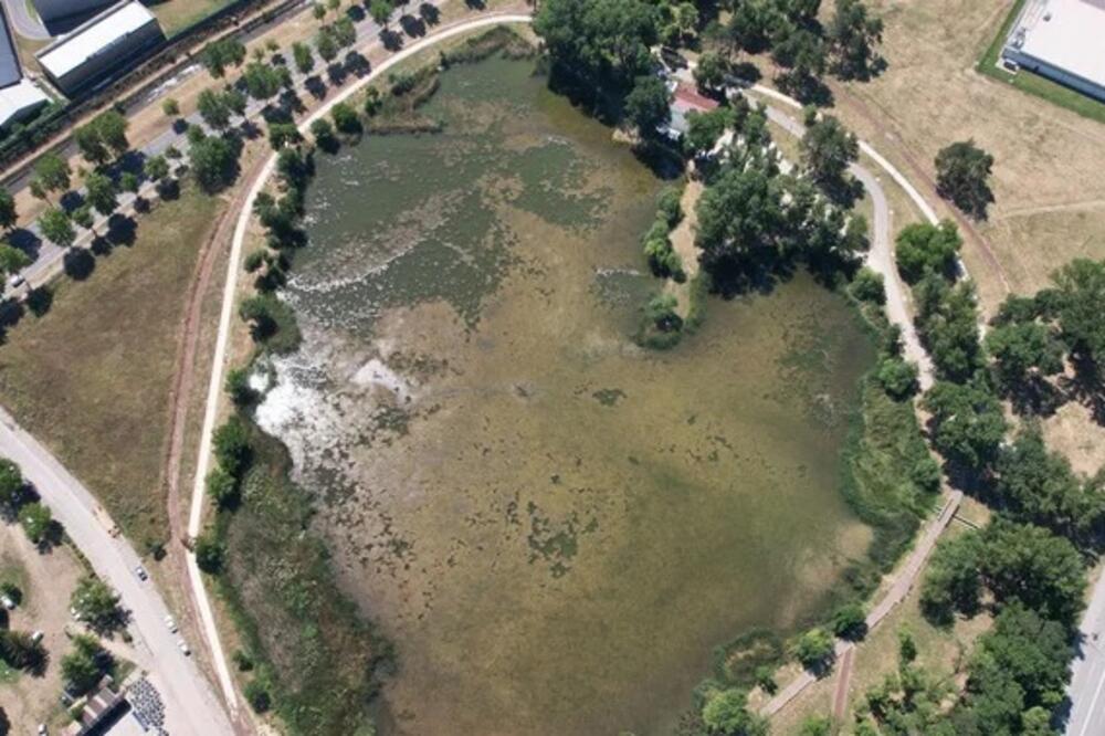 SRBI NE ZNAJU DA NAŠA ZEMLJA IMA JEDINSTVENO JEZERO U OBLIKU SRCA: Turistička je atrakcija, evo gde se nalazi! FOTO