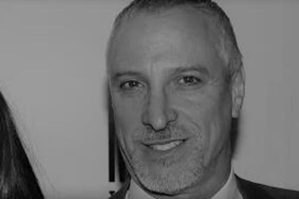 UŽASNE VESTI, PREMINUO GLUMAC IZ POPULARNE SERIJE! Cela nacija je gledala (VIDEO)