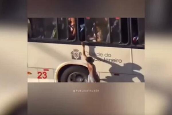 OVO JE DEFINITIVNO LOPOV GODINE: Urnebesan snimak KRAĐE obišao mreže, POGLEDAJTE ŠTA JOJ RADI (VIDEO)