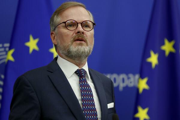 PREMIJER ČEŠKE OTVORIO PRVI SASTANAK EVROPSKE POLITIČKE ZAJEDNICE: Evo šta je sve poručio
