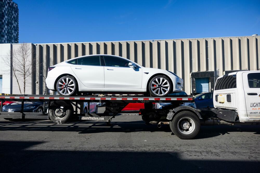Tesla, Automobili, Automobil