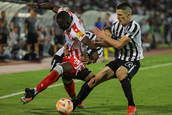 UEFA PRESEKLA! Važne informacije za Crvenu zvezdu i Partizan pred mečeve u Evropi!