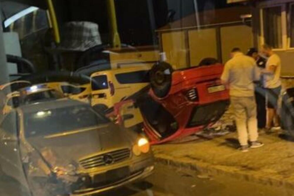 STRAŠAN UDES NA VIDIKOVCU: Jedan auto PREVRNUT NA KROV, policija na terenu!