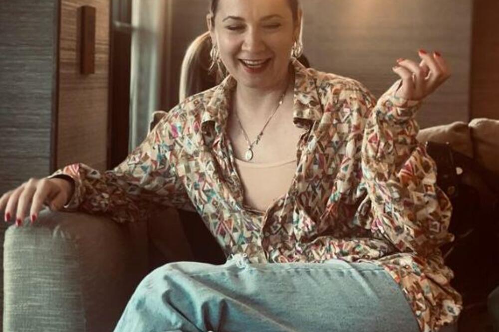 UDALA SE GLUMICA TIJANA MARKOVIĆ: Upriličeno bajkovito venčanje, mladoženja PRAVI DASA!