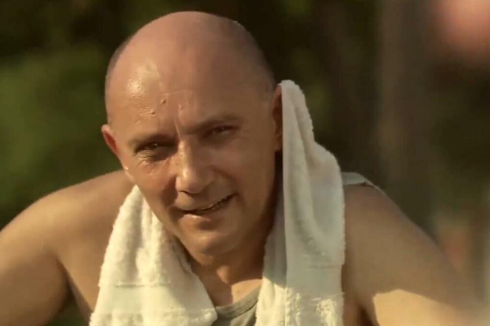 NAŠ POZNATI GLUMAC KRIJE SVOJ ŽIVOT OD JAVNOSTI: Srbi NE ZNAJU da je nakon RAZVODA ušao u VEZU sa NJOM