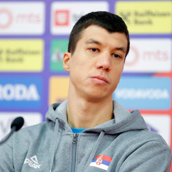 KAPITEN SRBIJE O PORAZU: Pričali su dugo posle ponoći, pa se osvrnuo na selektora: Lažnom reakcijom motiviše ekipu!