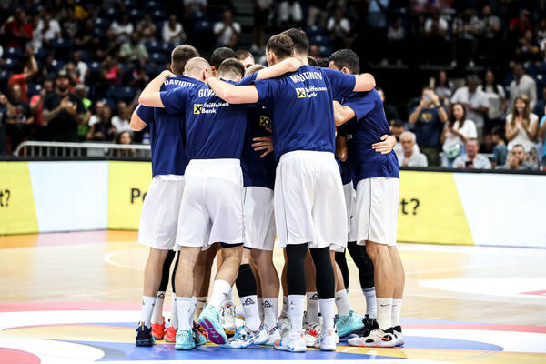 JEDNA STVAR JE POZNATA: Odlučeno ko je novi kapiten reprezentacije Srbije!