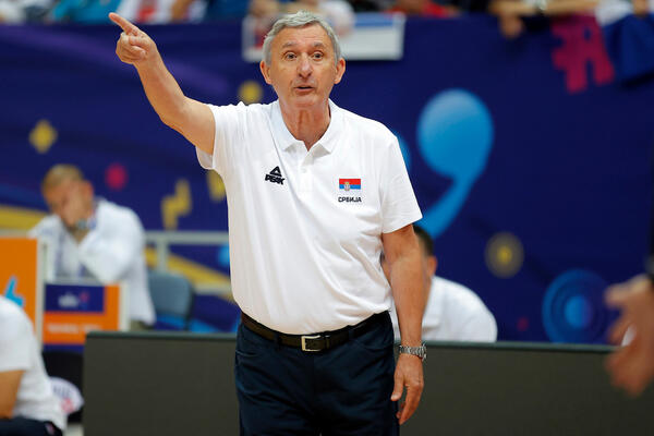 PEŠIĆ SE NE VRAĆA U SRBIJU: Posle ispadanja na Eurobasketu, selektor doneo šokantnu odluku!