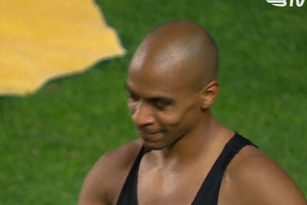 POBEDA U POSLEDNJEM MINUTU PRETVORILA SE U HOROR! Zabio nož u leđa saigračima, glupost fudbalera vrednog 41 miliona