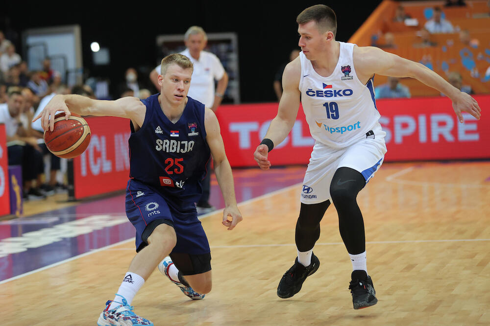 IMALI SU SJAJNU PODRŠKU I BILI SU KONKRETNIJI U DRUGOM POLUVREMENU: Istakao je Jaramaz posle pobede nad Česima!