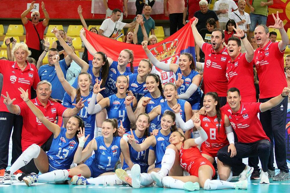 SRPSKE JUNIORKE U FINALU EVROPSKOG PRVENSTVA! Poljska DEKLASIRANA, sledi borba za zlato! (FOTO)