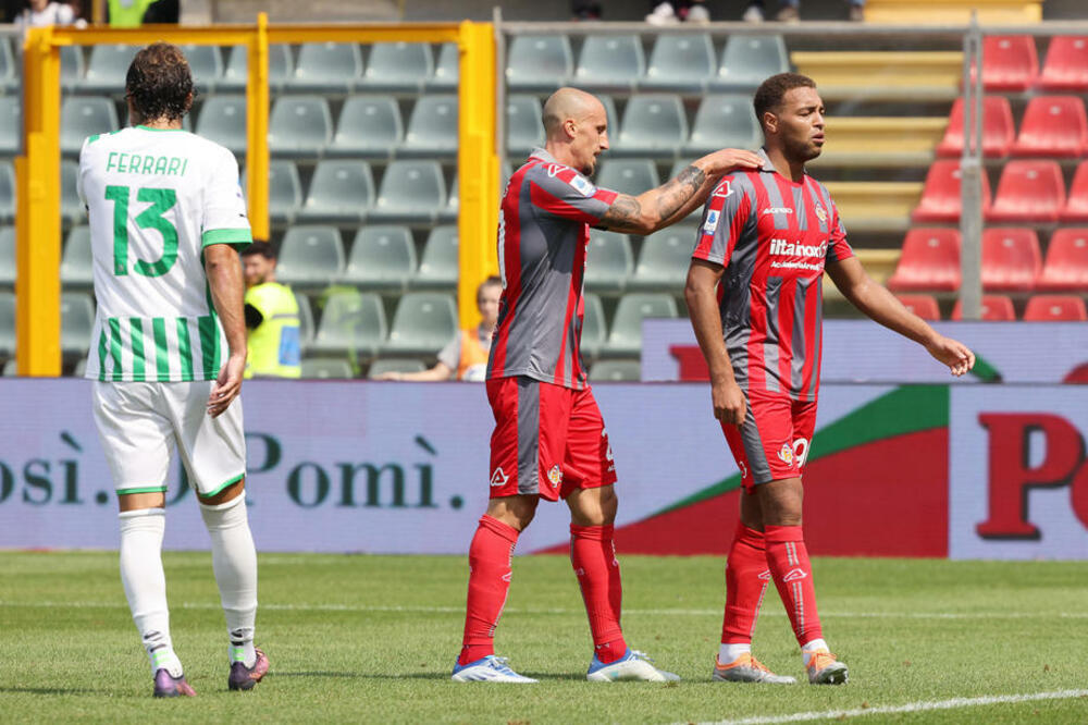 KREMONEZE I SASUOLO PODELILI BODOVE: Obe ekipe su postigle pogodak, ali su bili poništeni!