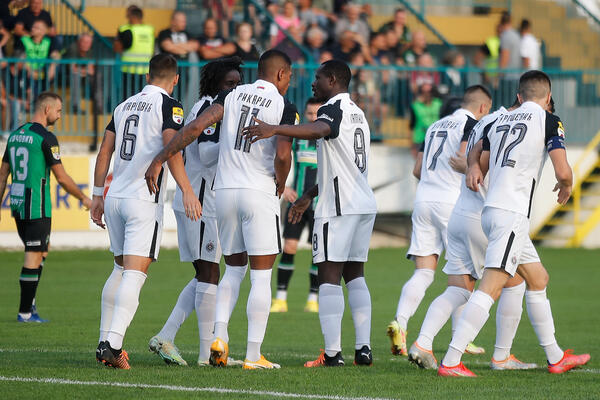 DOK JEDNOM NE SMRKNE, DRUGOM NE SVANE! Ključne vesti za Partizan pred meč sa Nicom!