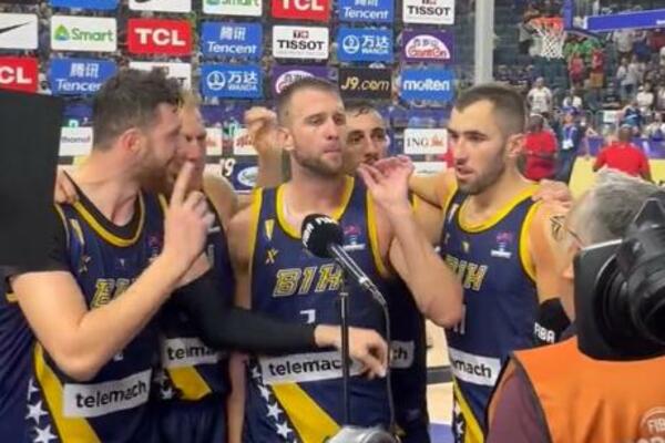 ŠOU BOSANACA POSLE POBEDE NAD SLOVENCIMA! Sa navijačima slavili uz dobro POZNATU PESMU! (VIDEO)