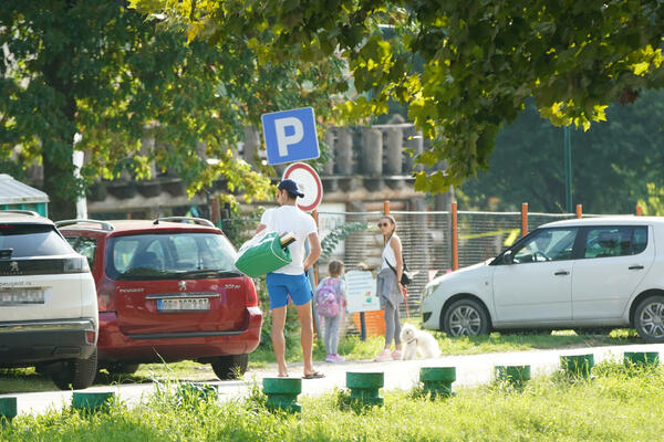 ĐOKOVIĆ KAO SAV NORMALAN SVET! Svi su gledali u njih, dok su uživali u Beogradu! (FOTO)