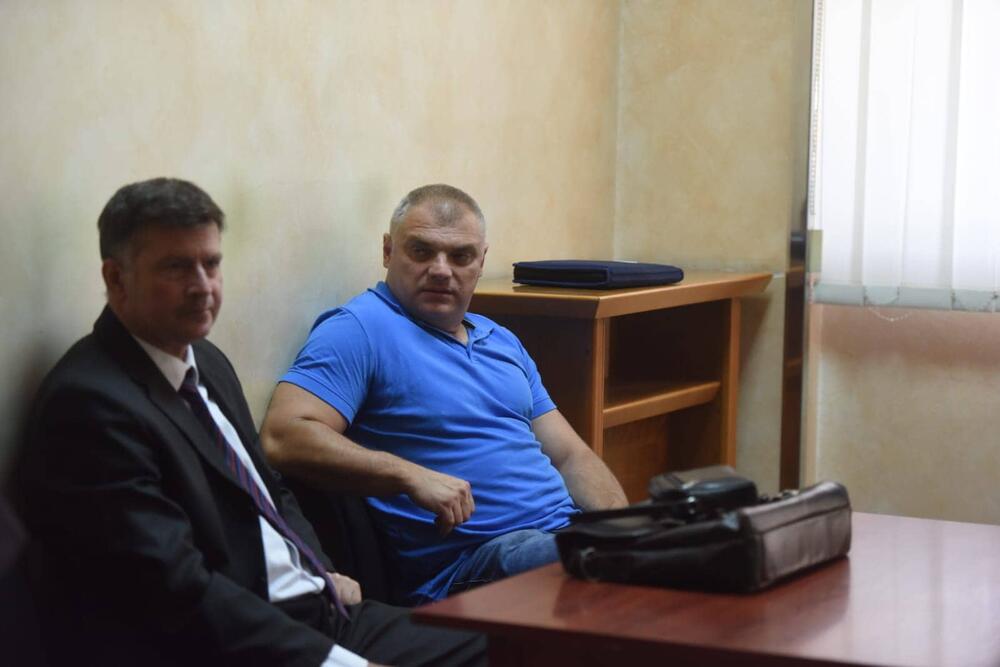 Milorad Šušnjić sa advokatom