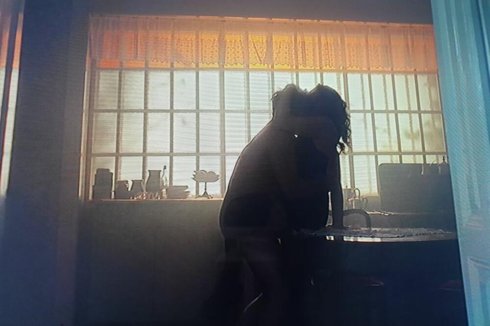 OVA SRPKINJA JE IMALA SE*S SA 2 POZNATA GLUMCA! Šokiraćete se o KOME JE REČ, AU!