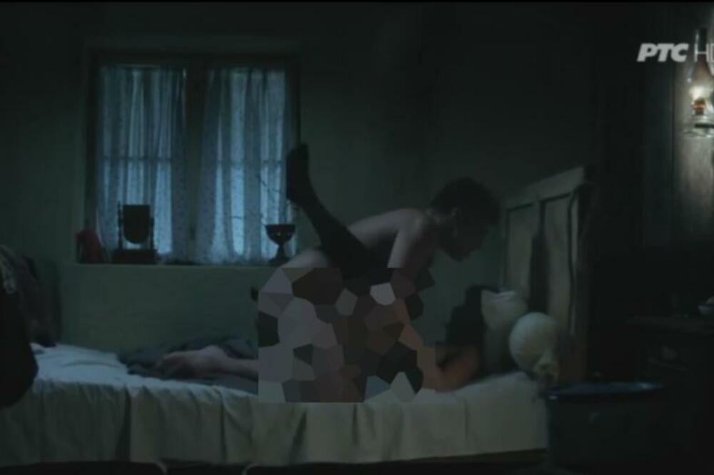 SE*S PUŠTEN NA SRPSKOJ NACIONALNOJ TELEVIZIJI: Poznati glumac u najvrelijoj akciji, SVE SE VIDI! (FOTO)