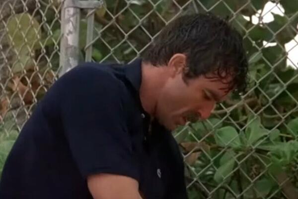 EVO KAKO DANAS IZGLEDA ČUVENI MAGNUM IZ 80-IH! Žene su DIVLJALE zbog njega, i dan danas nosi ZAŠTITNI ZNAK (FOTO)