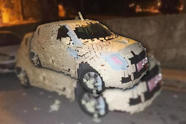 ISPLIVALA ŠOK FOTOGRAFIJA IZ DALMACIJE: Vlasnik automobila mora da se hvatao za GLAVU kad je video OVO! (FOTO)