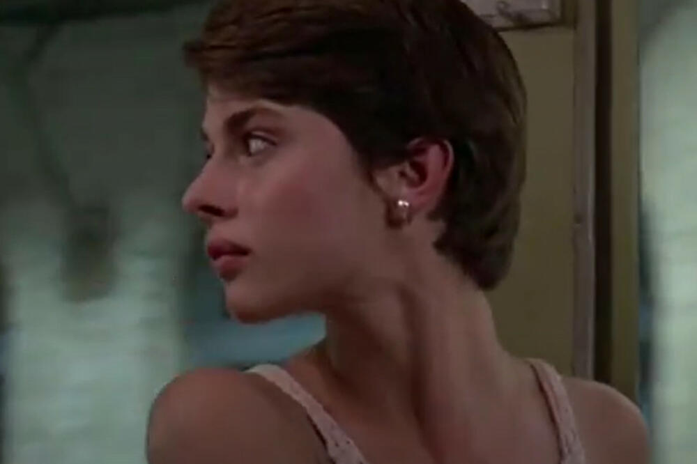 GLUMICA DOBILA POZIV ZA SE*S U TROJE, EVO GDE JE ZAVRŠILA: Podići će vam se KOSA NA GLAVI! (FOTO)