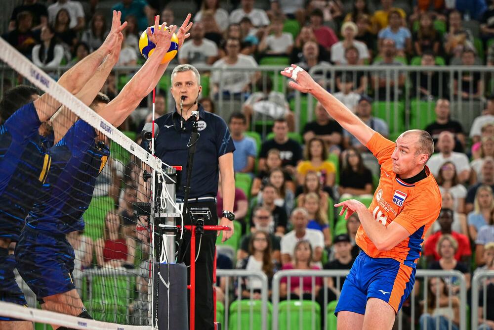 Odbojkaška reprezentacija Ukrajine, Odbojkaška reprezentacija Holandije