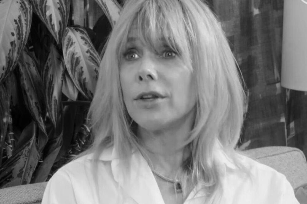 OBJAVILI SKROZ GOLE SLIKE POZNATE GLUMICE: Srbi su nekada uzdisali za njom, a sada će TEK! (FOTO)