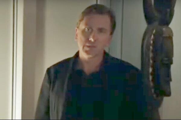 "SILOVAO JE PRVO MOG OCA, PA MENE": Glumac kojeg svi znate ispričao detalje STRAVIČNOG PORODIČNOG ODNOSA