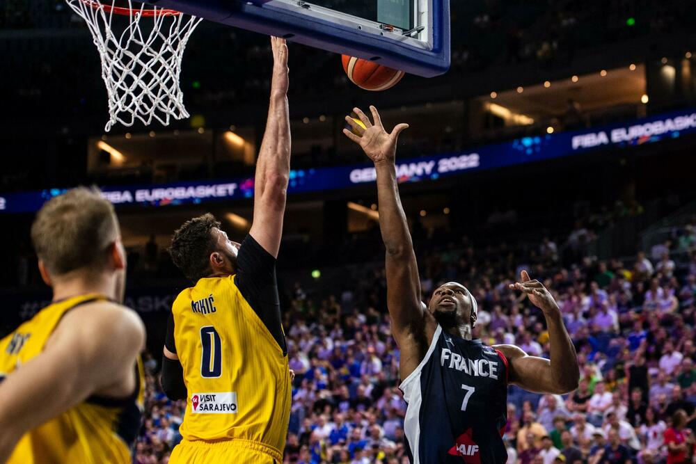 Košarkaška reprezentacija Francuske, Košarkaška reprezentacija Bosne i Hercegovine