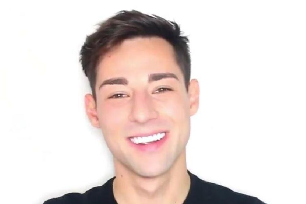 OVAJ DEČKO JE NAŠAO FOTOGRAFIJU IZ 1905. GODINE: Sledićete se kada vidite šta SE KRIJE NA NJOJ (FOTO)