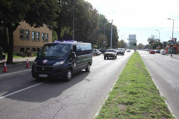 ODREĐEN PRITVOR ŠESTORICI PORESKIH INSPEKTORA: Sumnjiče se da su oštetili budžet za 124 miliona dinara