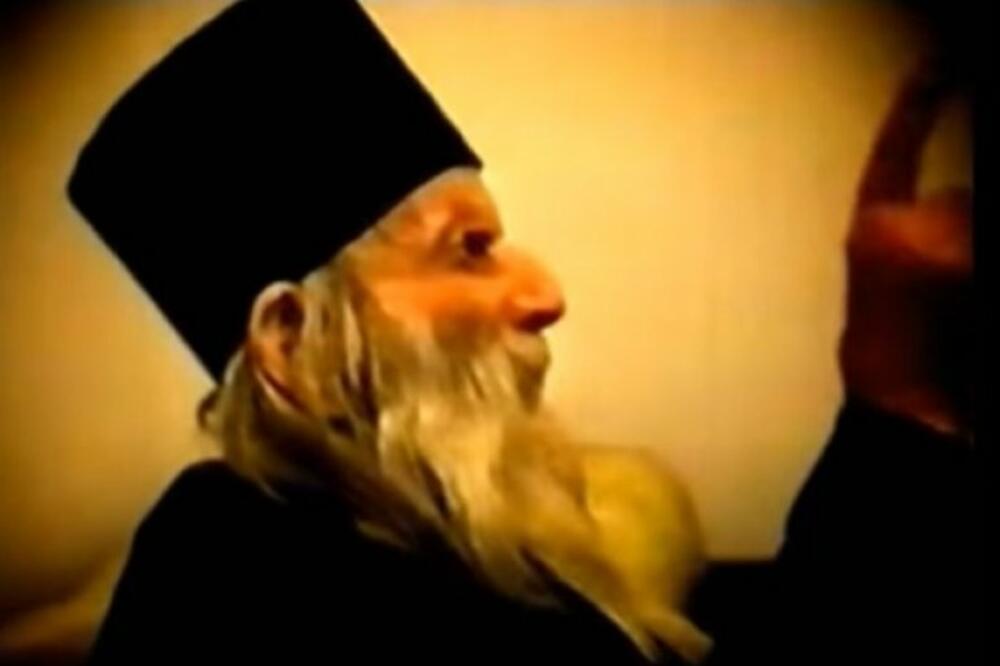 OVO JE PROROČANSTVO OCA GAVRILA O KOSOVU! "Evo ko će POMOĆI DA GA VRATIMO, NAJEŽIĆETE SE DO SRŽI"