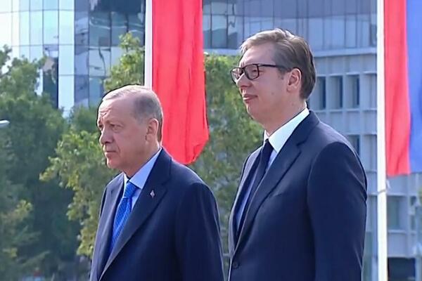 "SRBIJA ŽELI DA KUPI LETELICE BARJAKTARE": Oglasio se Vučić nakon sastanka sa Erdoganom!