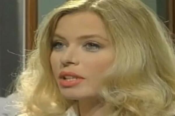 ZA NJOM SU JUGOSLOVENI LUDELI, BILA JE ČISTA PERVERZIJA: Ovako danas izgleda VRELA MIA, PAŠĆETE NA KOLENA (FOTO)