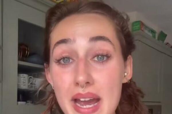 PROSTITUTKA JAVNO IZNELA ŠTA JE URADILA KLIJENTU ZA 20.000 DINARA: Ljudi ostali u ŠOKU, SKANDAL (FOTO)