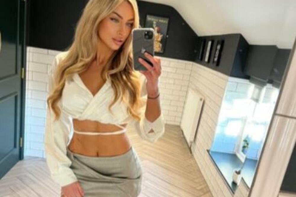 SEKSI DŽESIKA MASIRA FUDBALERE BAŠ TAMO GDE TREBA! Sportisti iz ovog kluba se samo REĐAJU, čekaju u REDOVIMA (FOTO)