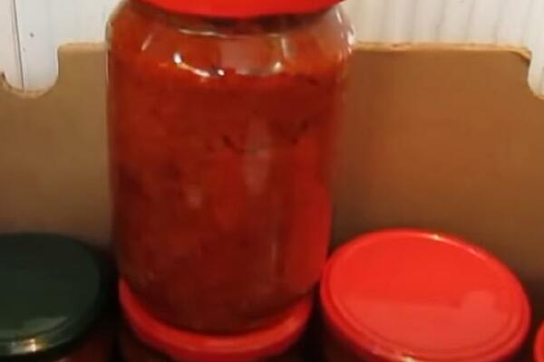 Ajvar Josipa Broza Tita u dve boje je najbolji recept među receptima: Čuvan do smrti, a voleo ga i kralj Aleksandar