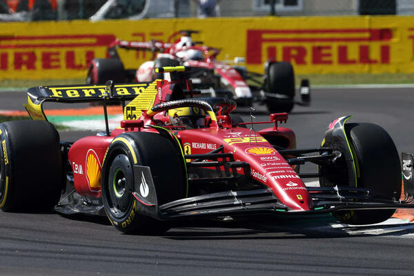 LEKLER NAJBRŽI U KALIFKACIJAMA: Vozač Ferarija kreće sa pol pozicije, na trci gde mora da slavi!