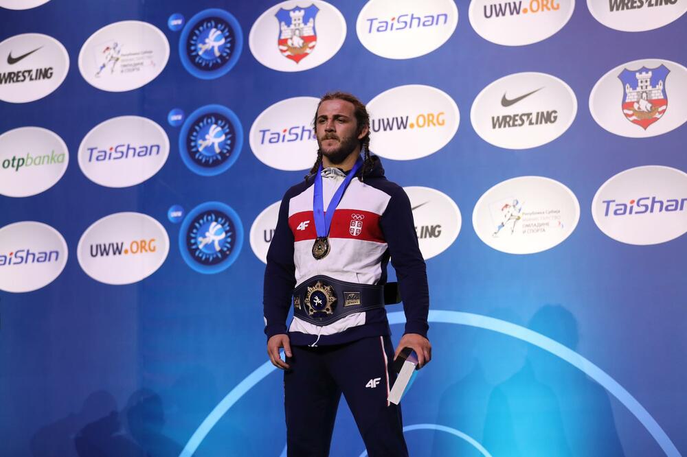 ŠAMPIONSKO SVETSKO ZLATO ZA NAŠU SRBIJU! Ministar omladine i sporta čestitao Datunašviliju odbranu titule! (VIDEO)