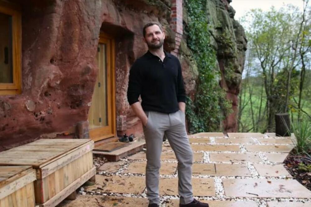 ANĐELO JE SAZNAO DA BOLUJE OD STRAŠNE BOLESTI, A ONDA JE URADIO NEŠTO NEVEROVATNO: Bukvalno svi pričaju o tome!