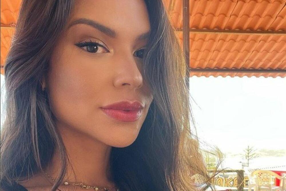 LEPOTICA UMRLA ZBOG OPERACIJE KOJU VEĆINA DECE IMA KAO MALA: Dugo se borila, ali joj nije bilo spasa ZBOG OVOGA!