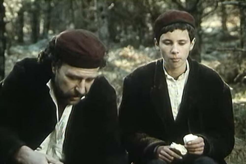 MUŠKARAČA KOJA SE PROSLAVILA ULOGOM VIRDŽINE ZAVELA JE POZNATOG MUZIČARA: Evo gde je i kako izgleda Marta Keler!