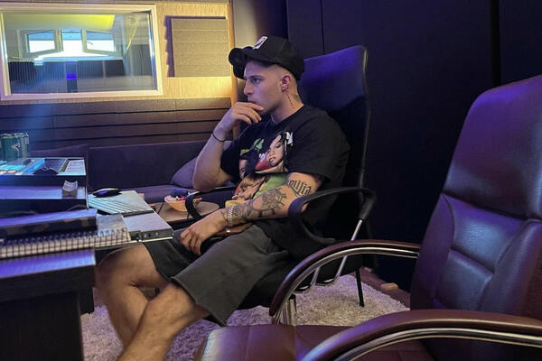 STEFKE RAZVALIO NACIJU NOVOM OBJAVOM: Internacionalna saradnja će sve OBORITI SA NOGU, desiće se u LONDONU!